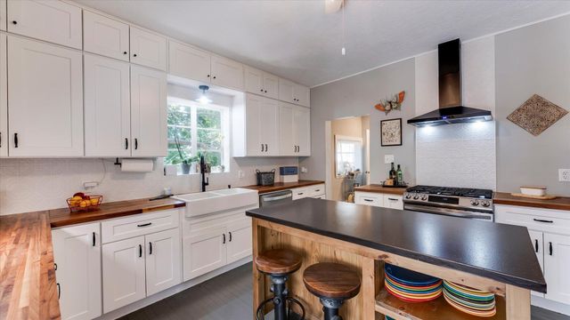 1012 Edwards Street, Houston, TX 77007