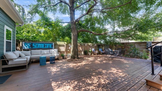 1012 Edwards Street, Houston, TX 77007