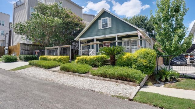 1012 Edwards Street, Houston, TX 77007