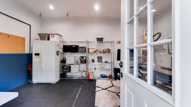 1012 Edwards Street, Houston, TX 77007