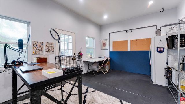 1012 Edwards Street, Houston, TX 77007