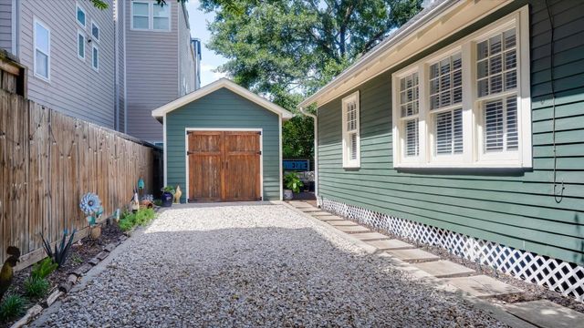 1012 Edwards Street, Houston, TX 77007
