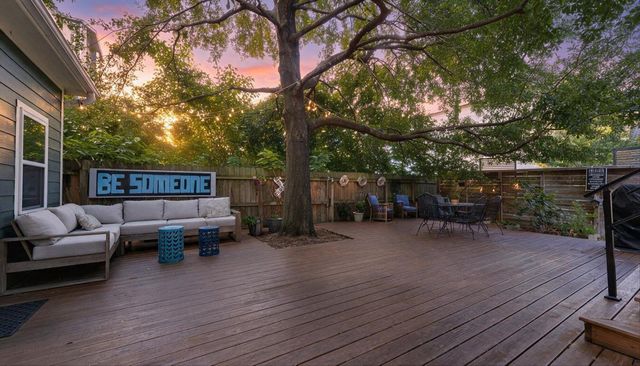 1012 Edwards Street, Houston, TX 77007