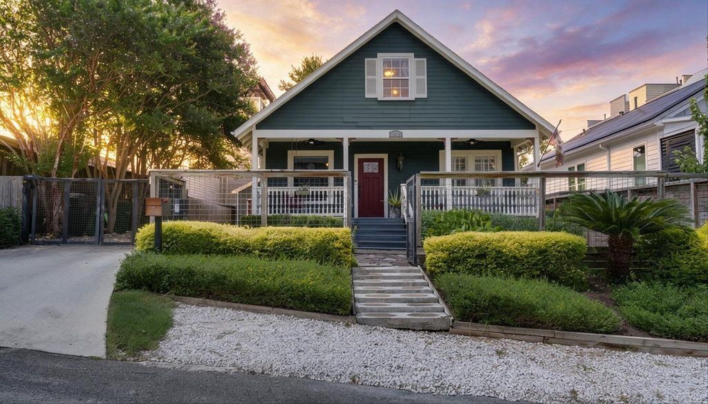 1012 Edwards Street, Houston, TX 77007