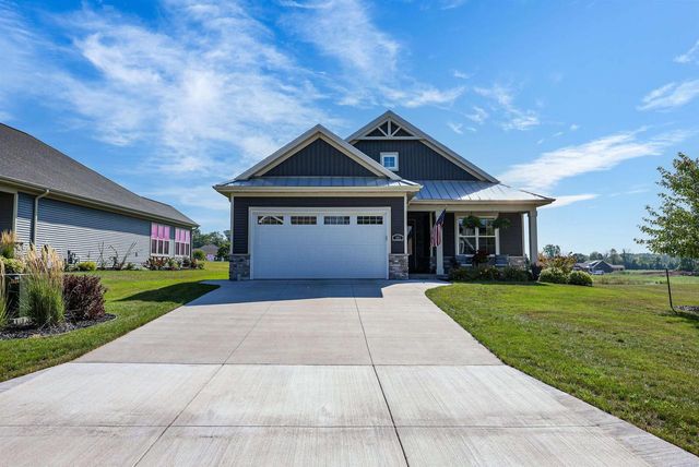 885 CYGNET COURT, Menasha, WI 54952