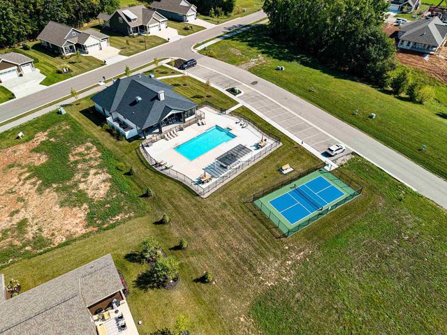 885 CYGNET COURT, Menasha, WI 54952