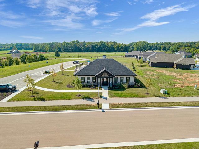 885 CYGNET COURT, Menasha, WI 54952