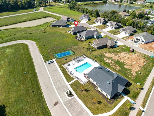 885 CYGNET COURT, Menasha, WI 54952