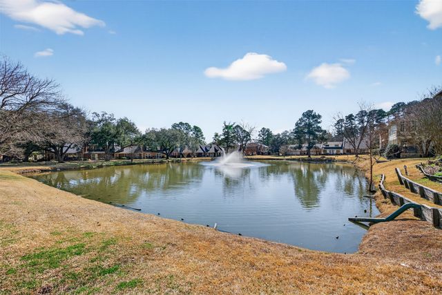 300 Pierremont Road 25, Shreveport, LA 71106