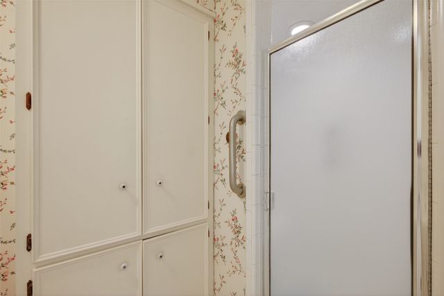 300 Pierremont Road 25, Shreveport, LA 71106