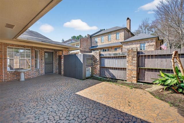 300 Pierremont Road 25, Shreveport, LA 71106