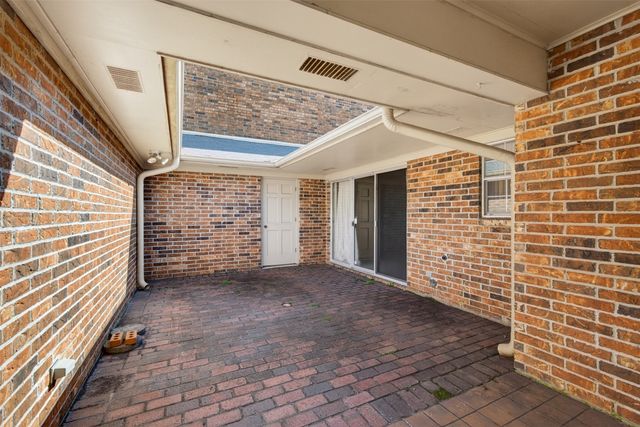 300 Pierremont Road 25, Shreveport, LA 71106