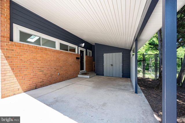 109 BLUFF TER, Silver Spring, MD 20902