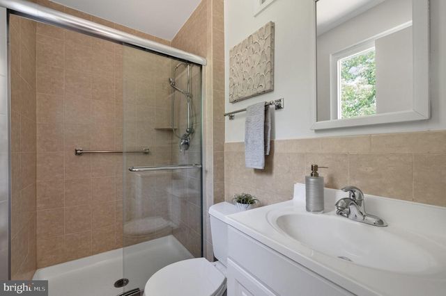 109 BLUFF TER, Silver Spring, MD 20902