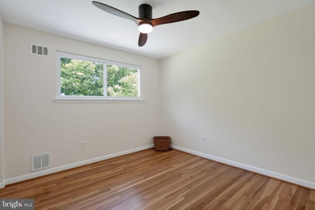 109 BLUFF TER, Silver Spring, MD 20902