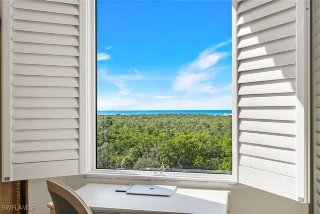 7225 Pelican Bay BLVD 604, Naples, FL 34108