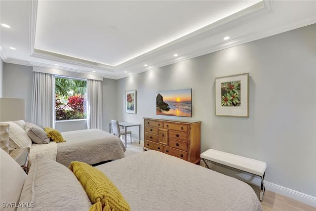 7225 Pelican Bay BLVD 604, Naples, FL 34108