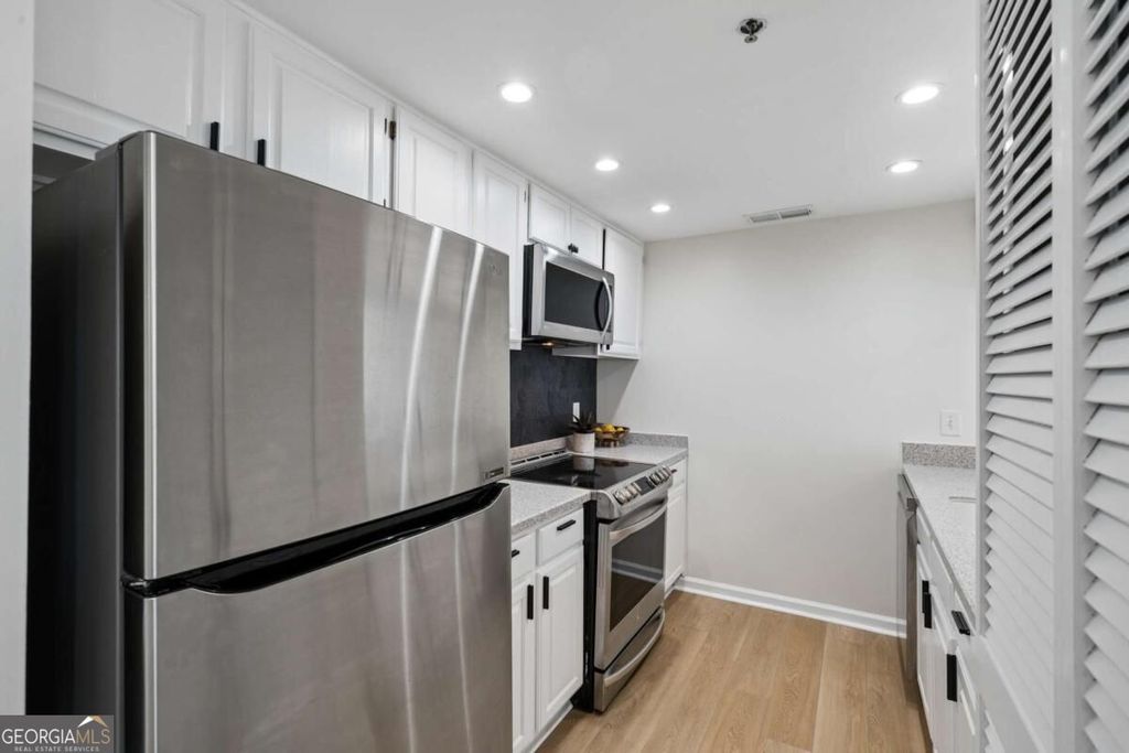 3481 Lakeside Drive NE 2503, Atlanta, GA 30326 — photo 4