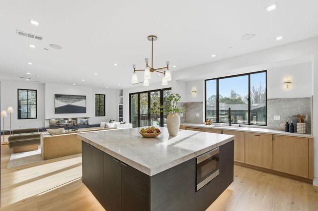 839 Crossway Road, Burlingame, CA 94010