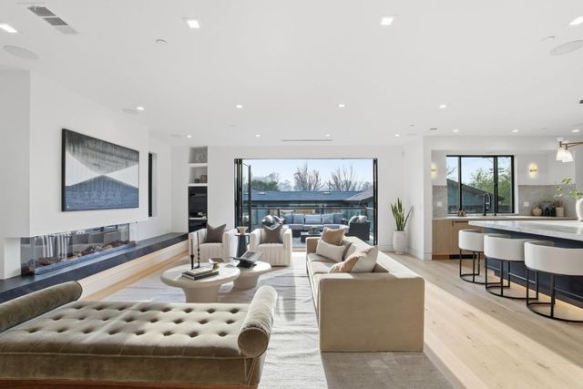 839 Crossway Road, Burlingame, CA 94010