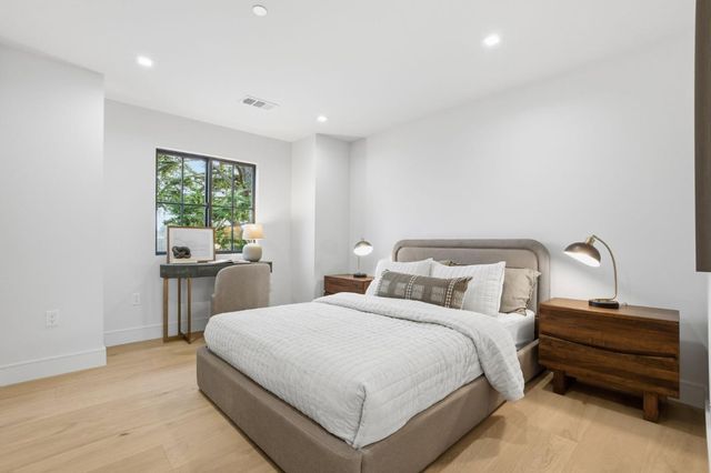 839 Crossway Road, Burlingame, CA 94010