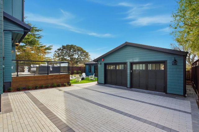 839 Crossway Road, Burlingame, CA 94010