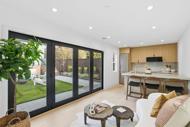 839 Crossway Road, Burlingame, CA 94010