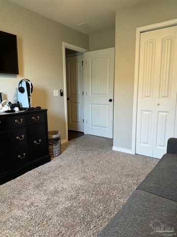 5710 Peach Dr, Milton, FL 32571