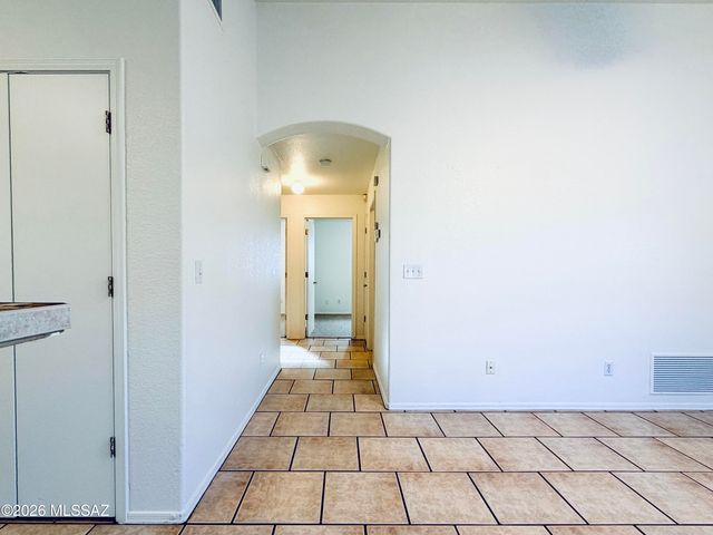 2343 S St Pablo Drive, Tucson, AZ 85713