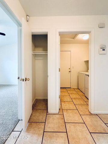 2343 S St Pablo Drive, Tucson, AZ 85713
