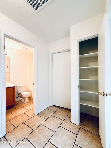 2343 S St Pablo Drive, Tucson, AZ 85713