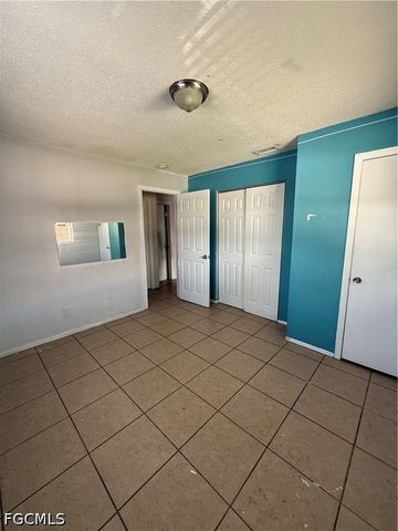 5456 10th AVE, Fort Myers, FL 33907