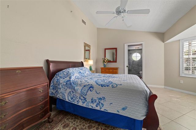 1378 CAPRI ISLES BOULEVARD 61, Venice, FL 34292