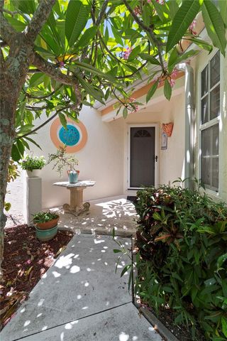 1378 CAPRI ISLES BOULEVARD 61, Venice, FL 34292