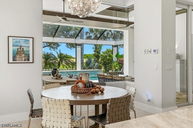 3159 Heather Glen CT, Naples, FL 34114