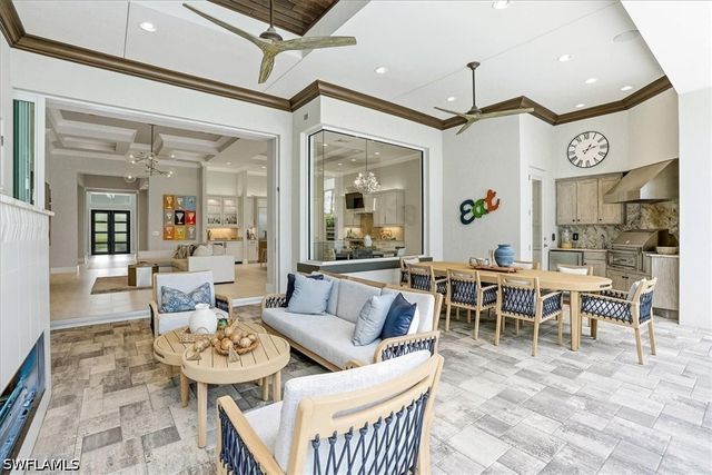3159 Heather Glen CT, Naples, FL 34114