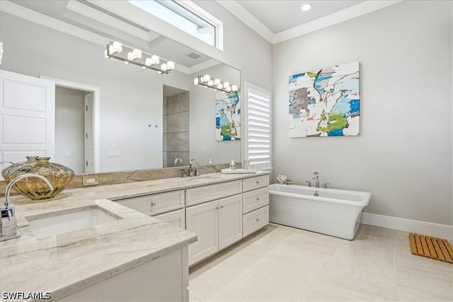 3159 Heather Glen CT, Naples, FL 34114