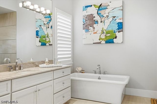 3159 Heather Glen CT, Naples, FL 34114