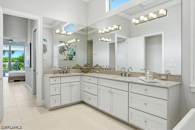 3159 Heather Glen CT, Naples, FL 34114