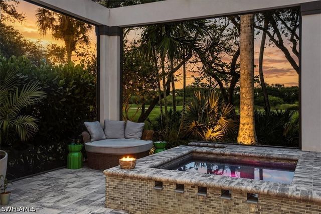 3159 Heather Glen CT, Naples, FL 34114