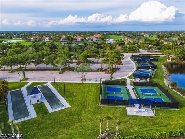 3159 Heather Glen CT, Naples, FL 34114