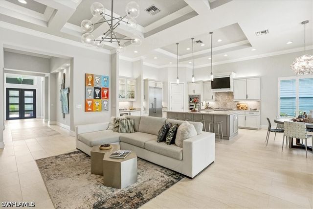 3159 Heather Glen CT, Naples, FL 34114