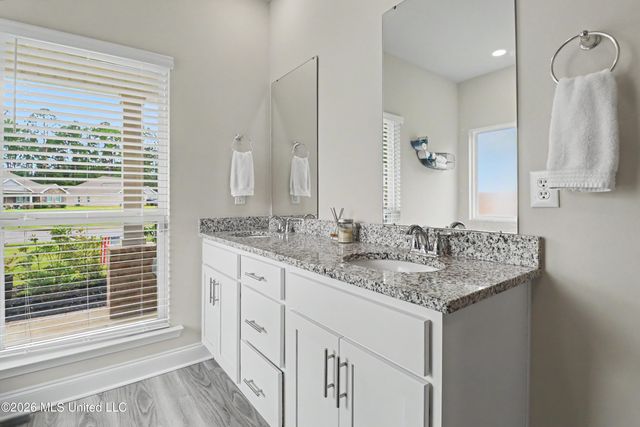 12237 Savannah Circle, Ocean Springs, MS 39564