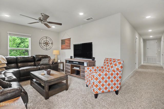 12237 Savannah Circle, Ocean Springs, MS 39564