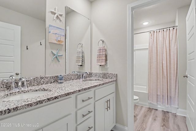 12237 Savannah Circle, Ocean Springs, MS 39564