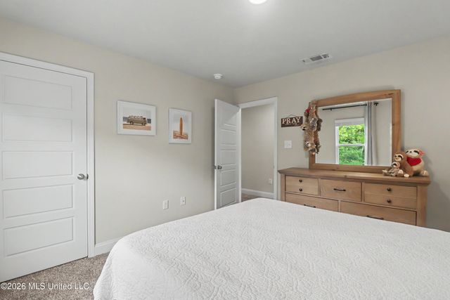 12237 Savannah Circle, Ocean Springs, MS 39564