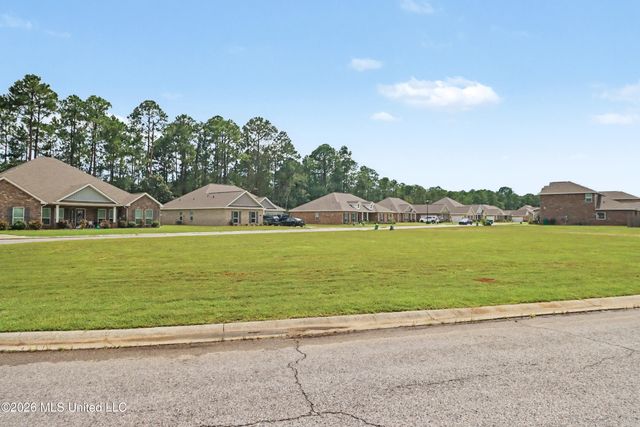 12237 Savannah Circle, Ocean Springs, MS 39564