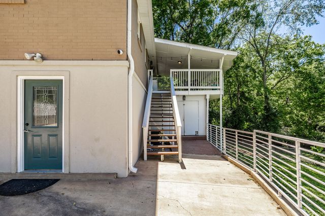 907 N Graycroft Ave, Madison, TN 37115