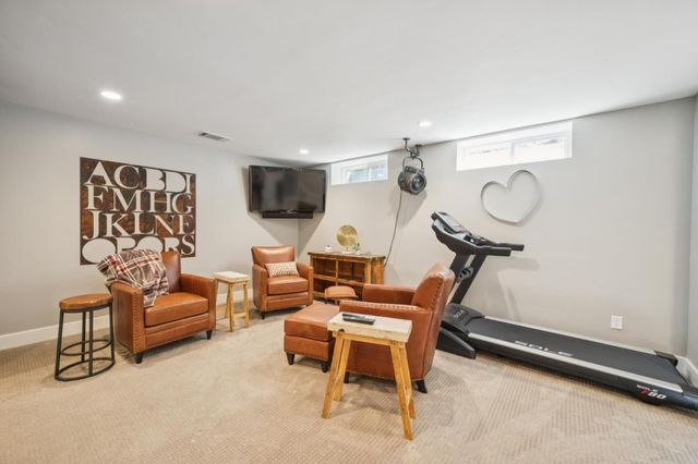 124 Massol Avenue, Los Gatos, CA 95030