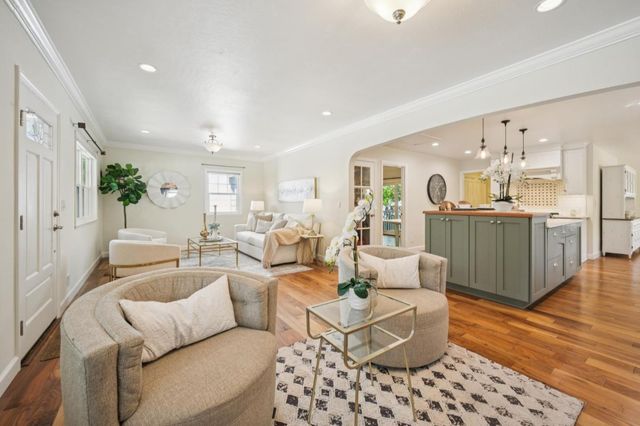124 Massol Avenue, Los Gatos, CA 95030